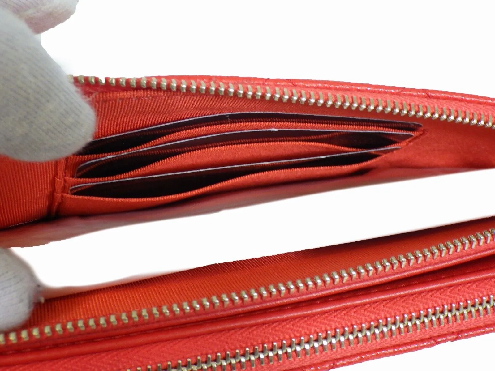 Chanel - New w/ Tags - 19 Red Leather Double Zip Wallet On Chain - WOC Crossbody