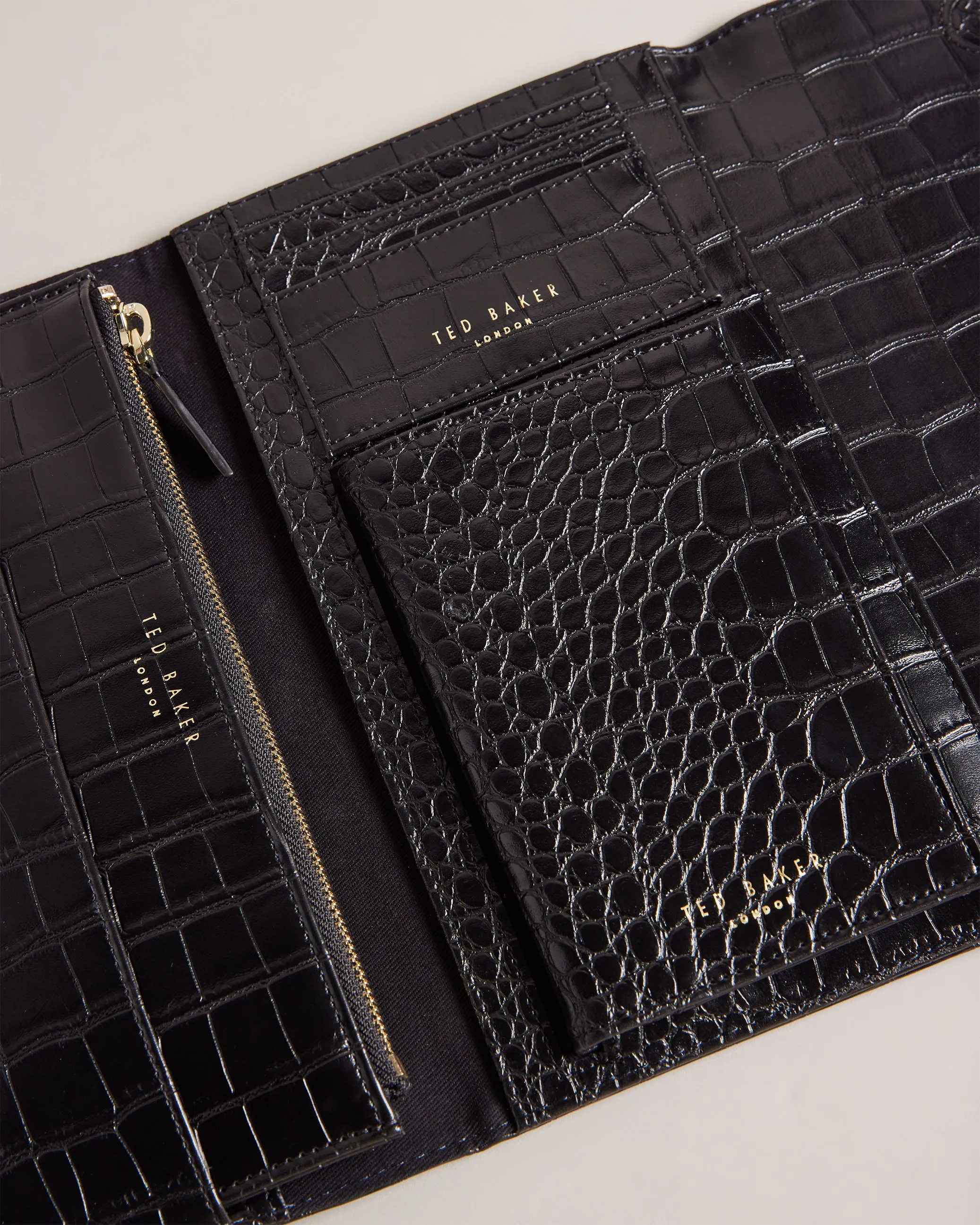Travelz Passport Holder Travel Wallet